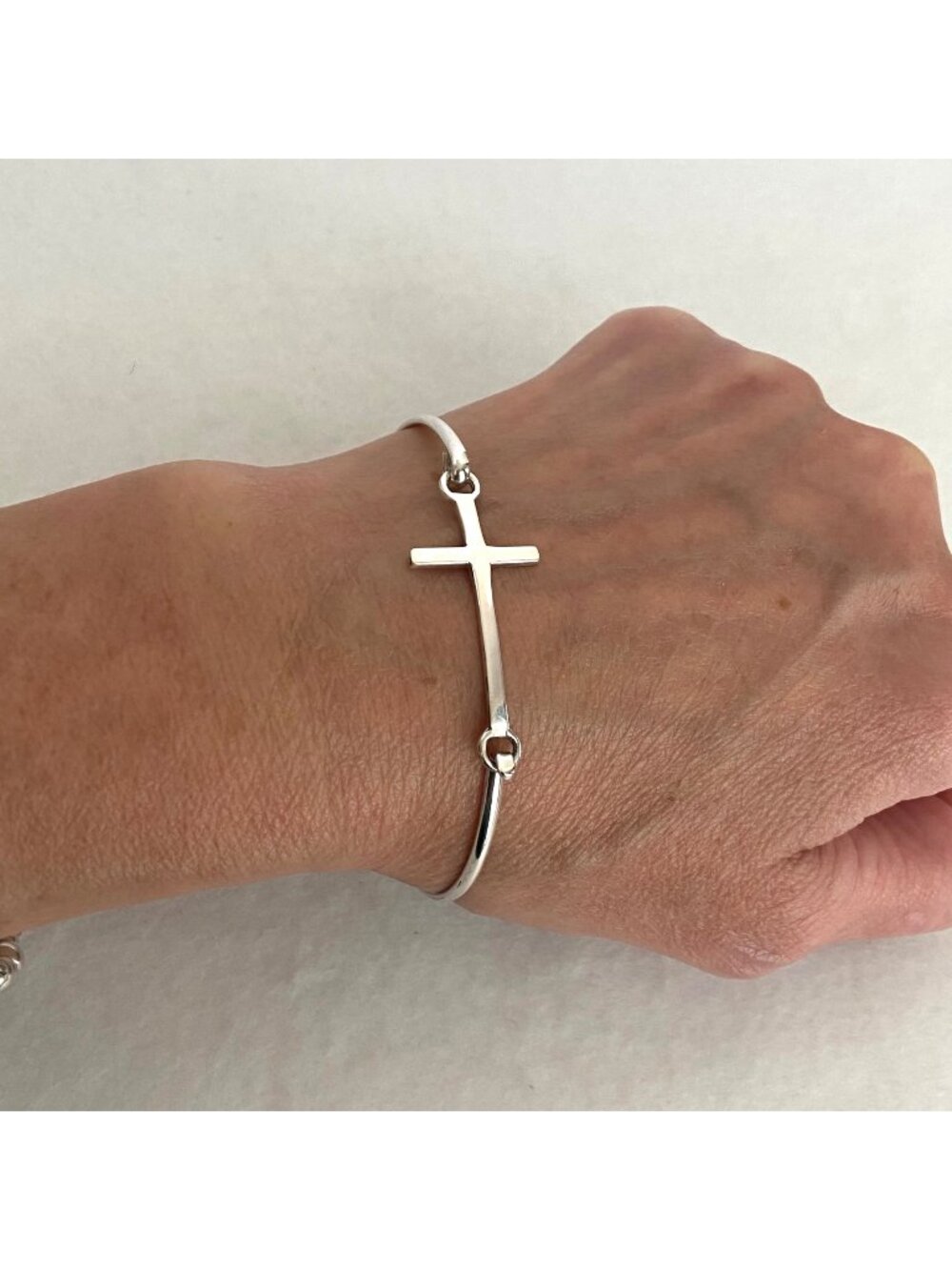Sterling Silver 925 Horizontal Sideways Cross Oval Bangle Bracelet 7.25"
